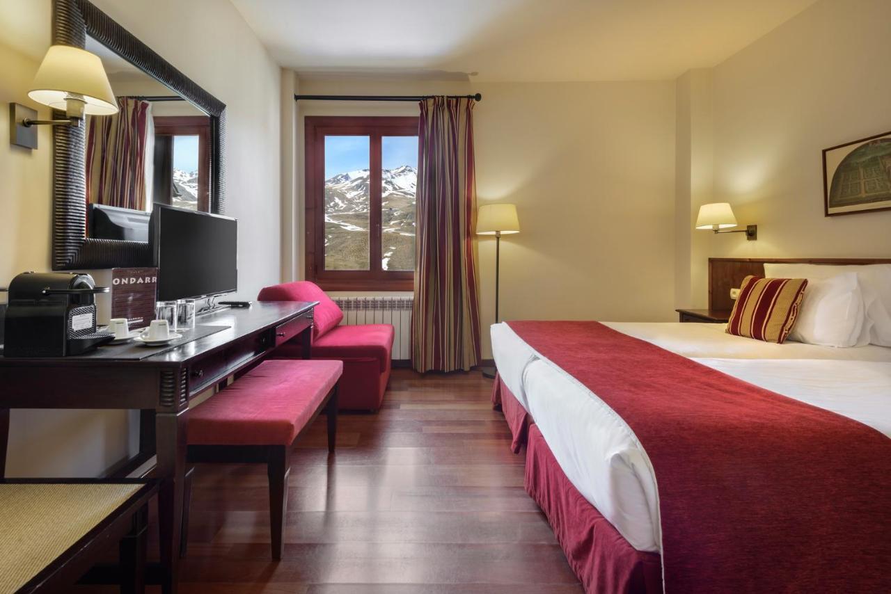 Hotel Saliecho Formigal Eksteriør bilde